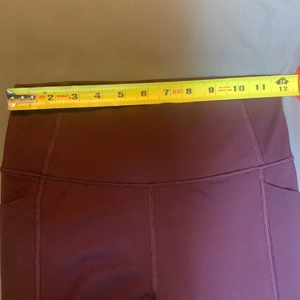 Barely Worn Victoria’s Secret Leggings - Picture 4 of 6